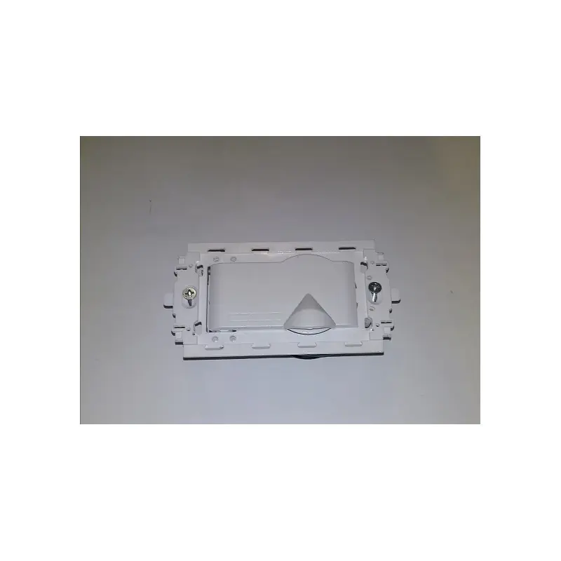 Presa AXL.M d. 32 con micro bianco 22511381