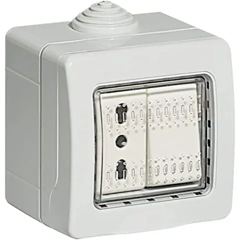 BTICINO IDROBOX PRESA BIPASSO + DEVIATORE IN CUSTODIA IP40 2 MODULI